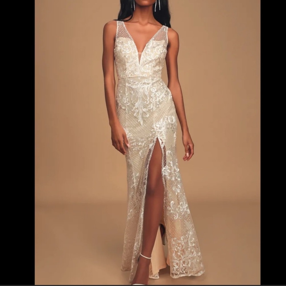 Lulus Brynleigh white lace maxi dress XS NWT